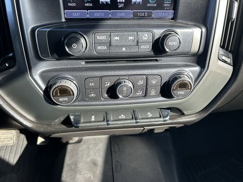 Used 2018 Chevrolet Silverado 1500 LT w/ All Star Edition image 29