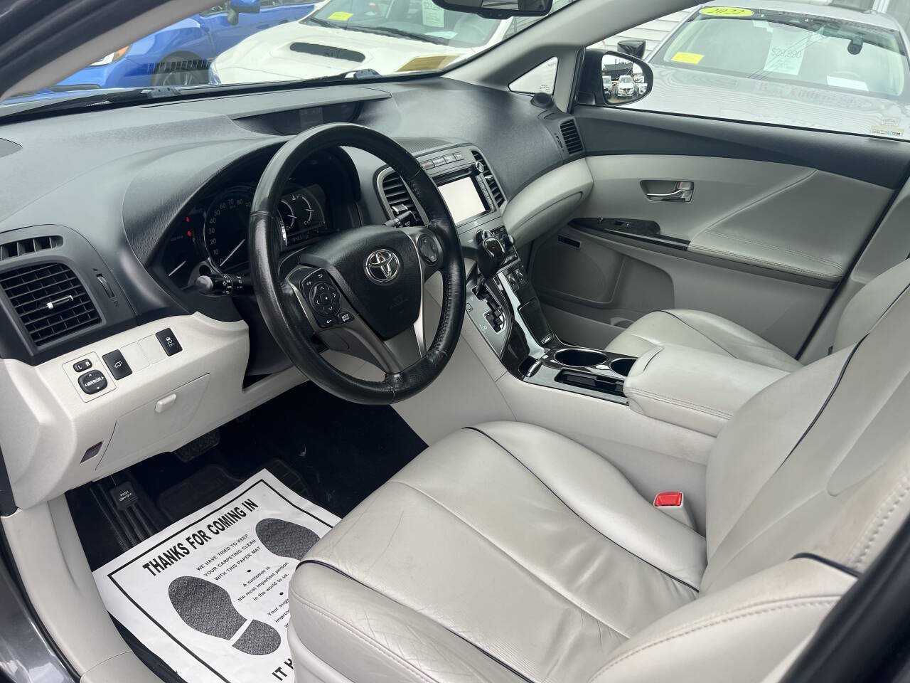 Used 2013 Toyota Venza XLE w/ XLE Premium Pkg AWD/4WD image 24