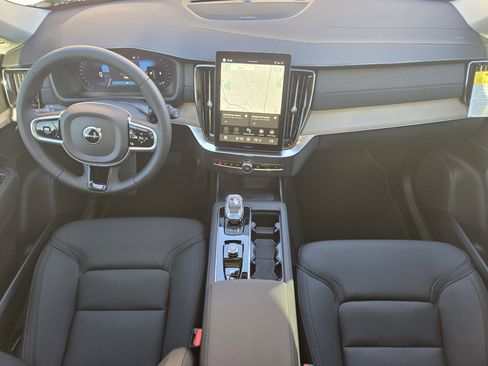 New 2026 Volvo XC90 B5 Plus image 28