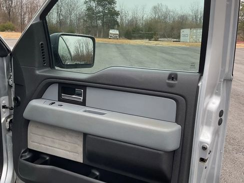 Used 2014 Ford F150 XLT w/ Trailer Tow Package image 42