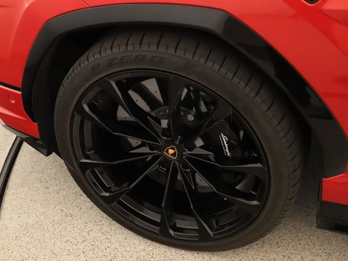 Used 2023 Lamborghini Urus S AWD/4WD image 39
