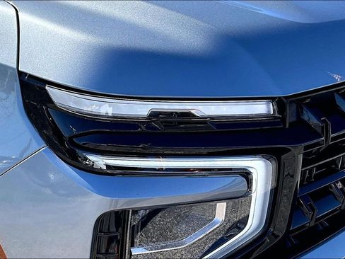 Used 2025 Chevrolet Tahoe Z71 image 41