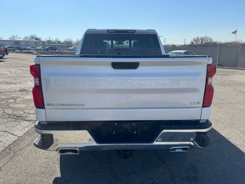 Used 2021 Chevrolet Silverado 1500 LTZ w/ Z71 Off-Road Package image 6