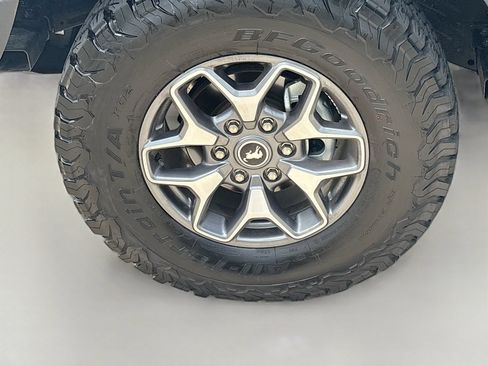 Used 2025 Ford Bronco Badlands AWD/4WD image 28