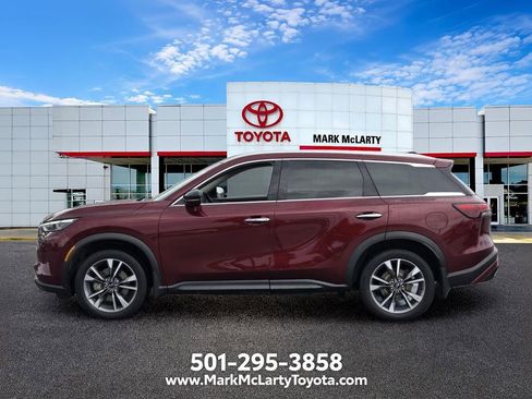 Used 2024 INFINITI QX60 Luxe w/ Vision Package AWD/4WD image 2