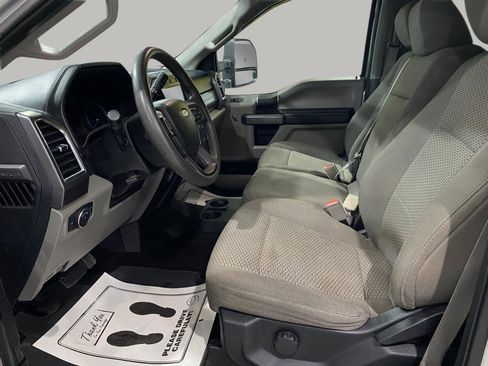 Used 2017 Ford F350 XLT image 10