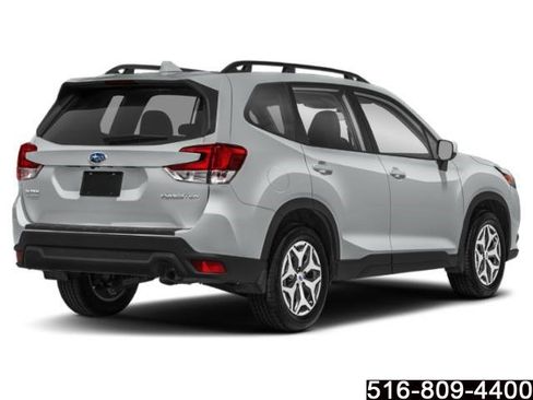 Used 2023 Subaru Forester Premium AWD/4WD image 2