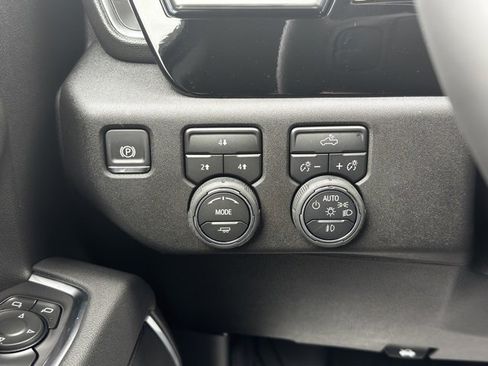 New 2026 Chevrolet Silverado 3500 LT w/ Convenience Package image 28