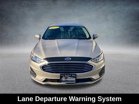 Used 2019 Ford Fusion SE image 10
