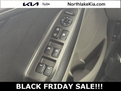 Used 2014 Kia Forte EX image 16