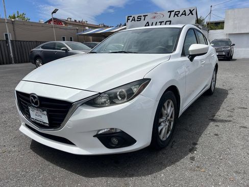 Used 2016 MAZDA MAZDA3 i Touring FWD image 2