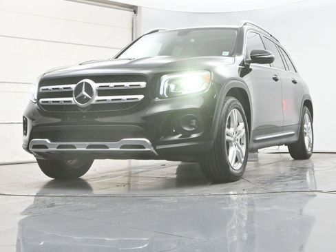 Used 2021 Mercedes-Benz GLB 250 4MATIC image 31