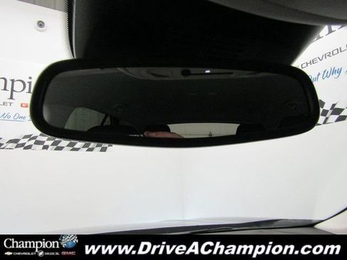 Certified 2025 Buick Envision Sport Touring image 33