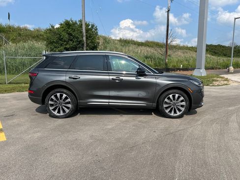 Certified 2020 Lincoln Corsair Reserve w/ Elements Package AWD/4WD image 5