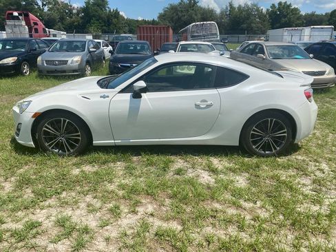 Used 2015 Scion FR-S RWD image 4