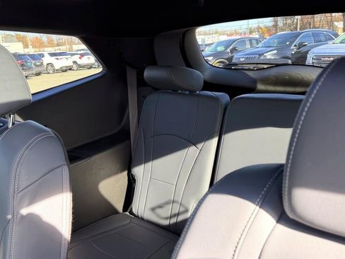 Used 2023 Buick Enclave Essence w/ Experience Buick Package image 8