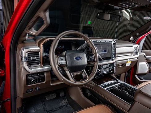 Used 2024 Ford F250 King Ranch w/ Chrome Package image 17