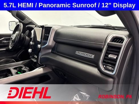 Used 2021 RAM 1500 Laramie w/ Sport Appearance Package AWD/4WD image 17