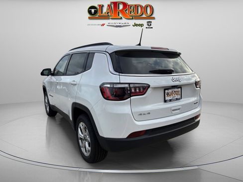 New 2026 Jeep Compass Latitude image 5