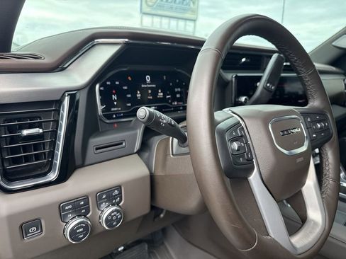 Used 2025 GMC Sierra 2500 Denali AWD/4WD image 26