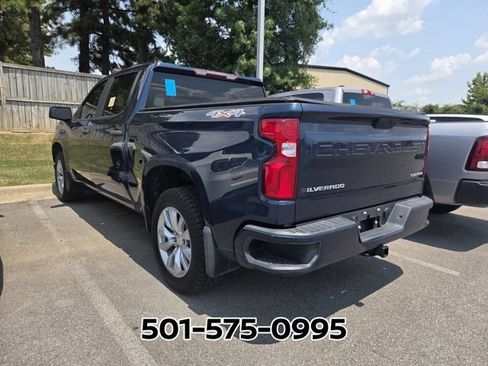Used 2020 Chevrolet Silverado 1500 Custom w/ Custom Convenience Package AWD/4WD image 2