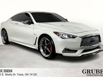 Used 2017 INFINITI Q60 Red Sport 400
