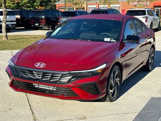 Certified 2025 Hyundai Elantra Sport video 1