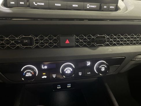 Used 2023 Honda Accord LX image 18