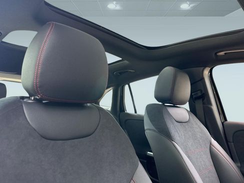 New 2026 Mercedes-Benz GLA 35 AMG 4MATIC image 20