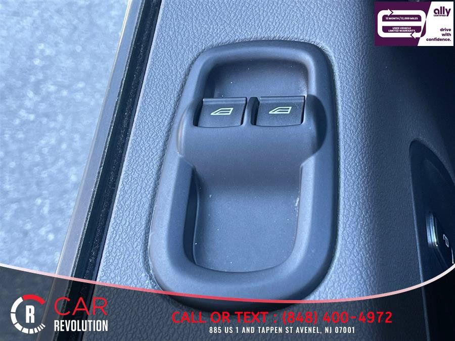 Used 2023 Ford Transit 250 Medium Roof w/ Load Area Protection Package RWD image 32