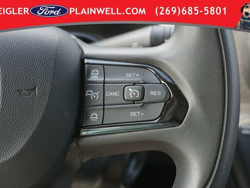 Used 2025 RAM ProMaster 2500 w/ U-Haul Equipment Group FWD image 23