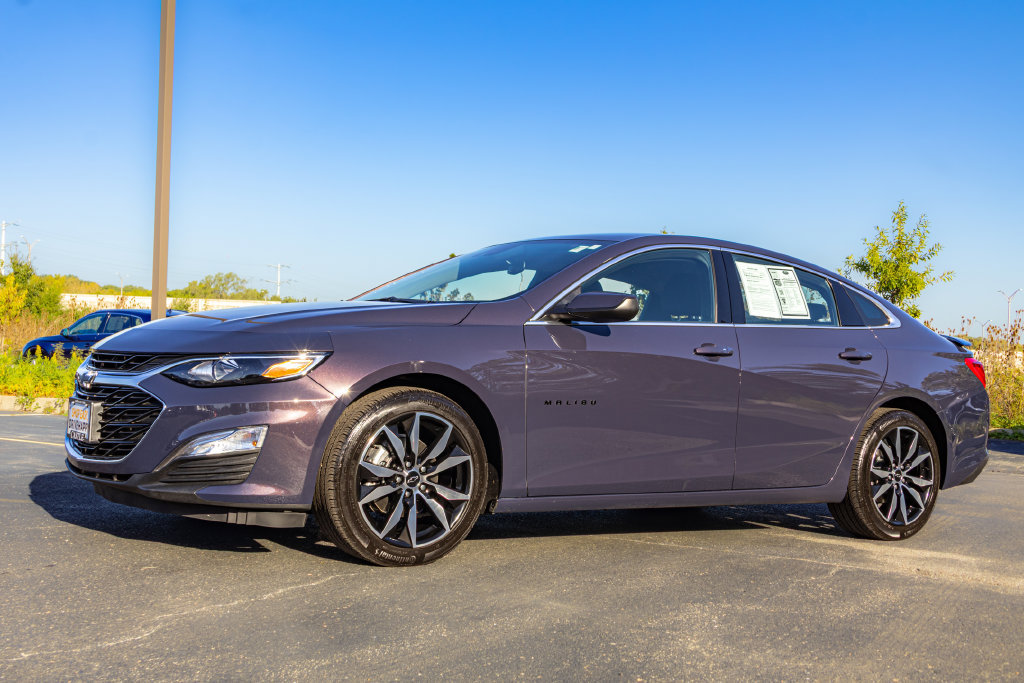 Used 2025 Chevrolet Malibu RS FWD image 6