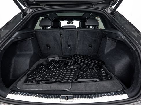 Certified 2025 Audi Q3 2.0T Premium w/ Convenience Package image 19