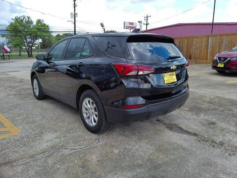 Used 2023 Chevrolet Equinox LS FWD image 5