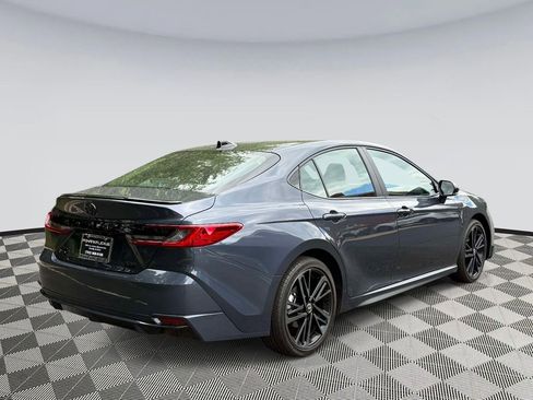 Used 2026 Toyota Camry XSE AWD/4WD image 2