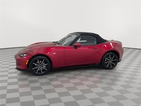 New 2025 MAZDA MX-5 Miata Grand Touring w/ Appearance Package image 5