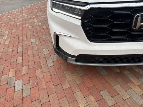 Certified 2023 Honda Pilot Elite image 21