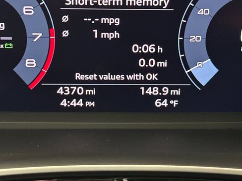 Used 2025 Audi Q3 2.0T Premium w/ Convenience Package image 22