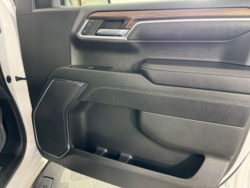 Used 2023 Chevrolet Silverado 1500 LT Trail Boss image 30