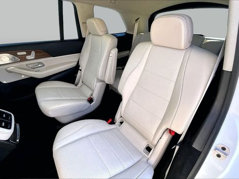 Certified 2022 Mercedes-Benz GLS 450 4MATIC image 21