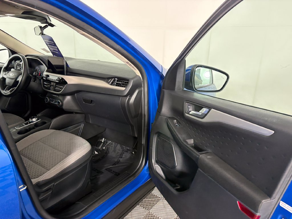 Certified 2020 Ford Escape SE AWD/4WD image 33