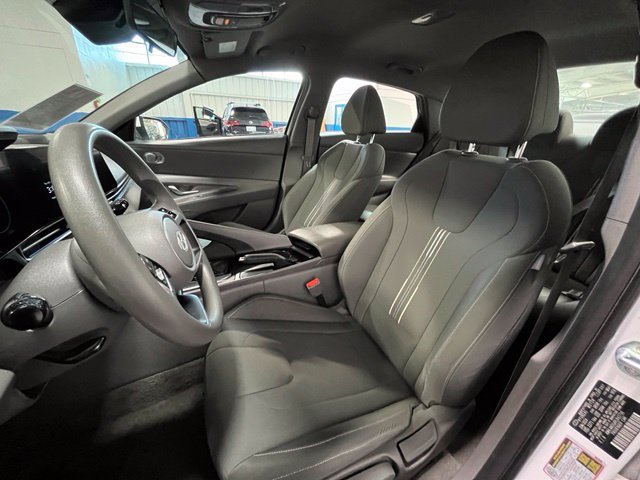 Used 2024 Hyundai Elantra SEL FWD image 21