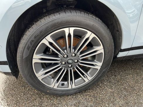 New 2026 Land Rover Range Rover Evoque Dynamic SE image 9