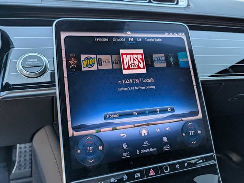 Used 2025 Mercedes-Benz S 580e 4MATIC Sedan image 14