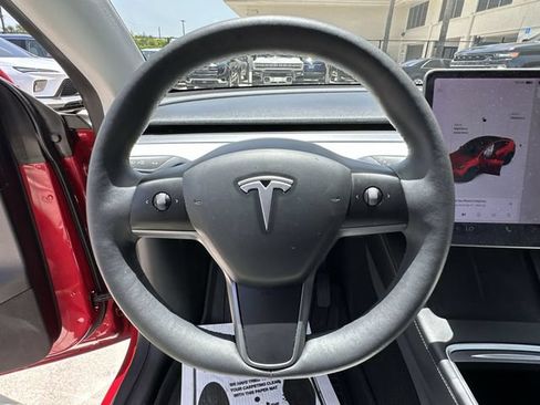 Used 2021 Tesla Model Y 2WD image 21