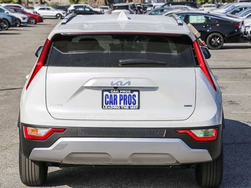 New 2026 Kia Niro LX FWD image 7