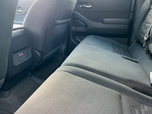 Used 2023 Nissan Frontier PRO-4X w/ Technology Package image 5