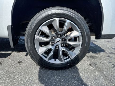 Used 2019 Chevrolet Silverado 1500 RST AWD/4WD image 26
