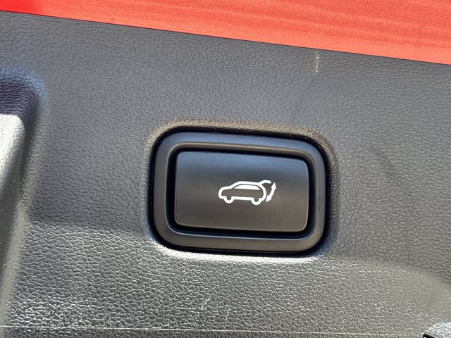 Used 2023 Hyundai Tucson Limited w/ Cargo Package FWD image 7