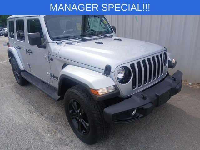 Used 2023 Jeep Wrangler Unlimited Sahara AWD/4WD image 1